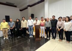 ชุมพร – เดินหน้าหนุนการศึกษา! เทศบาลเมืองชุมพรมอบทุน 504 ทุน กว่า 1 ล้านบาท ช่วยเด็กยากไร้ลดความเหลื่อมล้ำทางสังคม