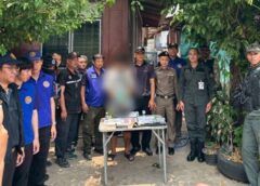 แม่ฮ่องสอน-หน่วยมั่นคงแม่ฮ่องสอนสนธิกำลัง บุกรวบชายวัย 44 ปี พร้อมยาบ้า 367 เม็ด สารภาพซื้อจากชายกะเหรี่ยง 2 หมื่นบาท
