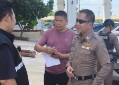ราชบุรี -อดีตภรรยาปืนดุ จ่อยิงอดีตสามี 2 นัด บาดเจ็บหน้าสำนักงานเทศบาลโพหัก