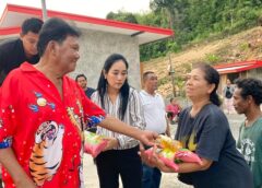 ตราด-เฮียเหลียว” แฮปปี้เบิร์ดเดย์ “ฉลองวันเกิดครบ 74 ปี แจกข้าวสาร-น้ำมันพืช 740 ชุด คืนกำไรสู่สังคม ณ อ.คลองใหญ่