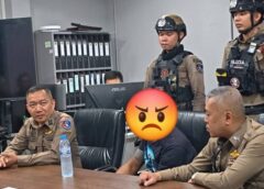 ปทุมธานี-ตำรวจตามรวบทันควัน หนุ่ม รปภ โหดมีดปาดคอแม่ค้าขายลูกชิ้นยำ