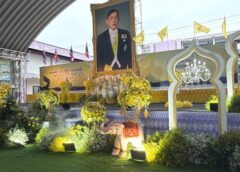 ชุมพรพร้อมใจถวายสัตย์แห่งความจงรักภักดี! ทุกภาคส่วนร่วมจุดเทียนถวายพระพรชัยมงคล เฉลิมพระเกียรติในหลวง ร.10 อย่างสมพระเกียรติ