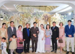 สุรวิชญ์–พวงพกา  สมรสสมรัก สองครอบครัวปลื้มปีติ ร่วมอวยพรคู่บ่าวสาวเริ่มต้นชีวิตคู่