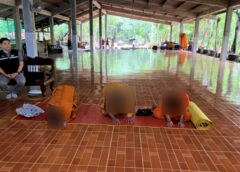 ชุมพร – บุกจับพระ-เณร ! ตรวจฉี่ วัดดัง พระ–เณร 10 รูป พบยาบ้า 3 ราย