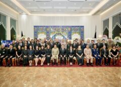 ‘เอกนิติ’ ร่วมอาลัยมารดาบิ๊กบอส FTI ผู้นำรัฐ–ธุรกิจแน่นวัดพระศรีฯ ส่งกำลังใจครอบครัว ‘ภูวพัชร์’