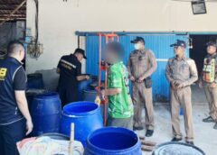 พิจิตร-ตำรวจสอบสวนกลางร่วมกับตำรวจสภ.ทับคล้อตรวจแหล่งซุกซ่อนไส้หมูลักลอบนำเข้าจำนวนเกือบหมื่นกิโลกรัม